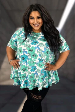 33 PSS {Artfully Done} SALE! Ivory/Mint Floral Tunic EXTENDED PLUS SIZE 4X 5X 6X