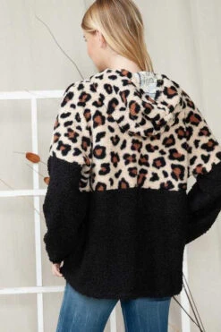 67 OT-A {One Of A Kind} SALE!!!Black Leopard Zippered Cardigan PLUS SIZE XL 2X 3X -Curvy Chic Boutique image 223f6128 439a 4e8d b770 2eb8104acf84