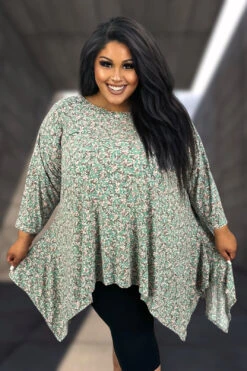 18 PQ {Blossom Bliss} Green Floral Asymmetrical Top EXTENDED PLUS SIZE 3X 4X 5X