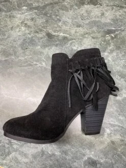 SHOES {Just My Style}Black Fringed Booties With Platform Heel & Side Zipper