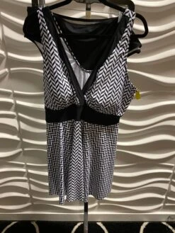 SWIM-E {Sea Queen} White/Black 2 Piece Swimsuit PLUS SIZE 3X