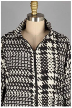 26 OT-C {Smooth Moves} Black White Printed Jacket SALE!! PLUS SIZE XL 2X 3X -Curvy Chic Boutique image 87438fce 1a87 46c8 b0bd b5a792d49073
