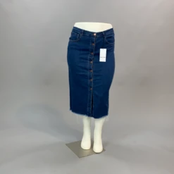 22 BT-C {Watch Me Go} Demin Jean Skirt PLUS SIZE XL 2X 3X -Curvy Chic Boutique image 9d321fb1 ecb3 4c82 aba3 4991f2e7e20d