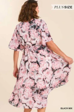 LD-L {Luxury Vibes} Umgee SALE!! Black/Pink Floral Midi Dress PLUS SIZE XL 1X 2X -Curvy Chic Boutique image a0e9b056 15f0 4a7c a403 77eb97cc470e