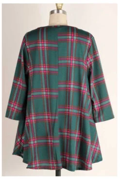PQ-Z {Holiday Cottage} Green Pink Rust Plaid Round Hem Tunic PLUS SIZE XL 2X 3X -Curvy Chic Boutique image a2ab6397 4b14 4411 8db2 64d5bf2c6c89