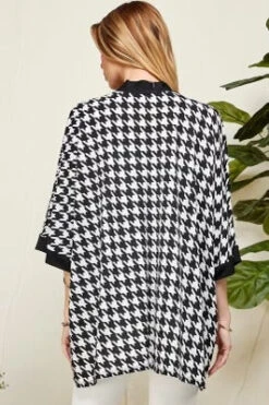 26 OT-U {In The Works} Black Houndstooth Kimono PLUS SIZE XL 2X 3X -Curvy Chic Boutique image a74a6061 c412 42b7 a3db cb206072fff3