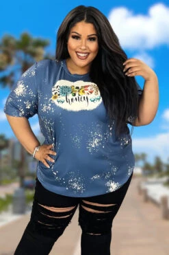 33 GT-F {Howdy Honey} SALE! Blue Graphic Tee PLUS SIZE 3X