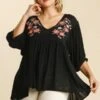 73 CP-E {One Thing Right} UMGEE Black Tunic W/Embroidery Plus Size XL 1X 2X