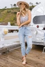 LEG-48 Or BT-A {Judy Blue Boyfriend Fit} Mid-Rise Light Ripped Jeans PLUS SIZE 20 22