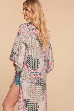 19 OT-R {Delicately Delivered} Charcoal Coral Print Kimono PLUS SIZE XL 2X 3X -Curvy Chic Boutique image d4e409b1 467b 4544 b70c 7c7ff2df8148