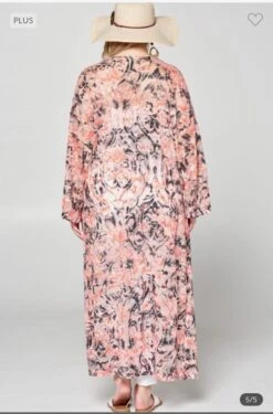 LD-T {No Secrets Allowed} Coral Floral Print Long Kimono PLUS SIZE 1X 2X 3X -Curvy Chic Boutique image f06a75d5 4b36 4442 9d86 1faadd5b43e7