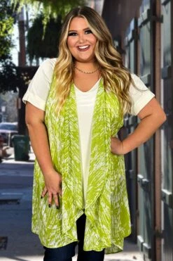 76 OT-D {Bamboo Forever} LIME Bamboo Print Vest SALE!!!! ONE SIZE PLUS SIZE
